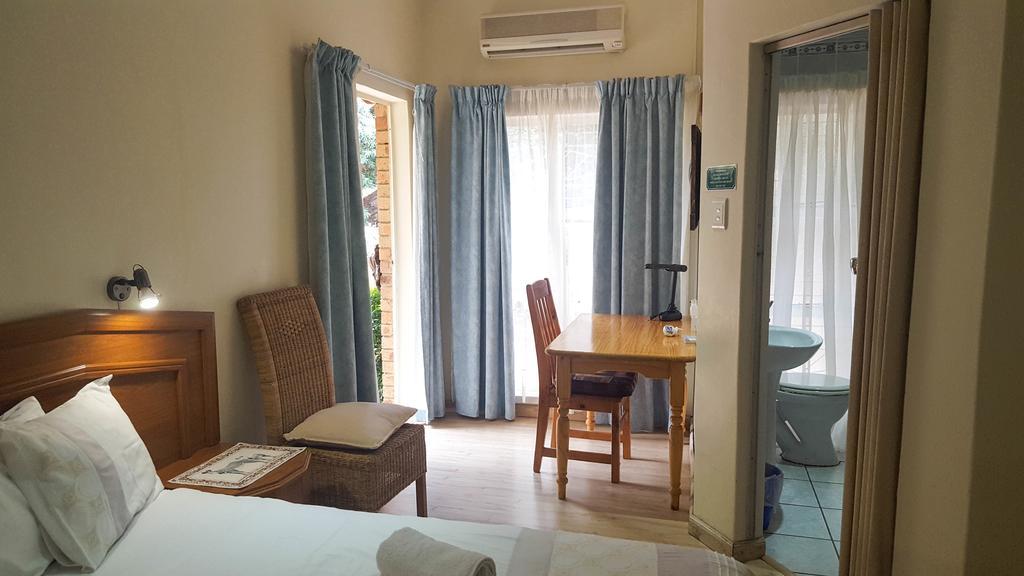 Aark Guest Lodge Vanderbijlpark Ngoại thất bức ảnh