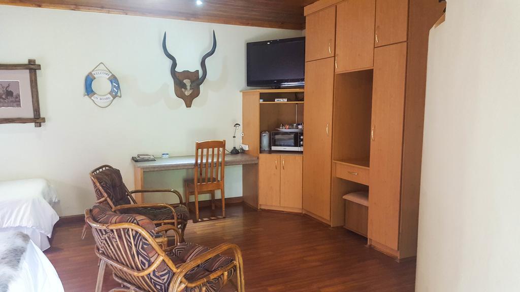 Aark Guest Lodge Vanderbijlpark Ngoại thất bức ảnh