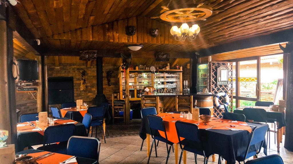 Aark Guest Lodge Vanderbijlpark Ngoại thất bức ảnh